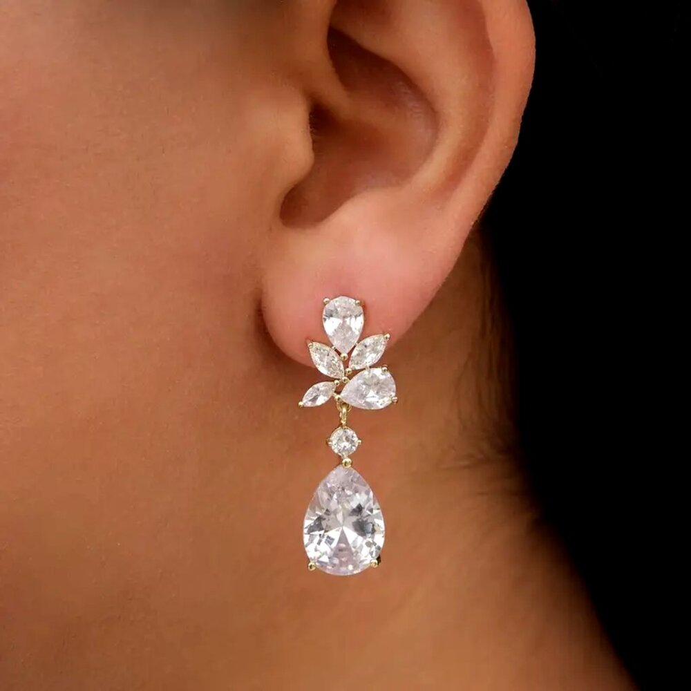 Elegant Pear Dangle With Zircon Inlaid • Gold-Tone Earrings